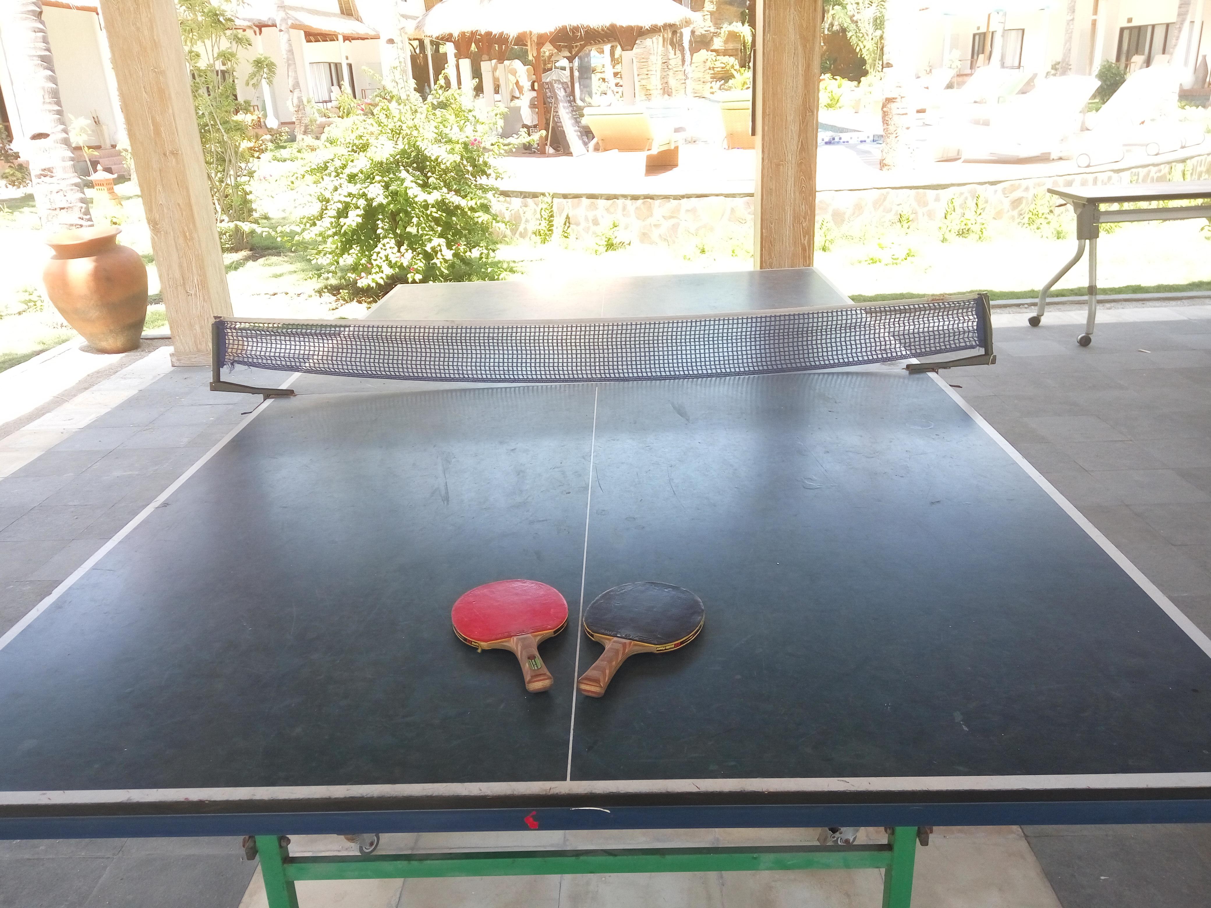 Jambuluwuk Oceano Gili Trawangan Hotell Eksteriør bilde Table tennis table
