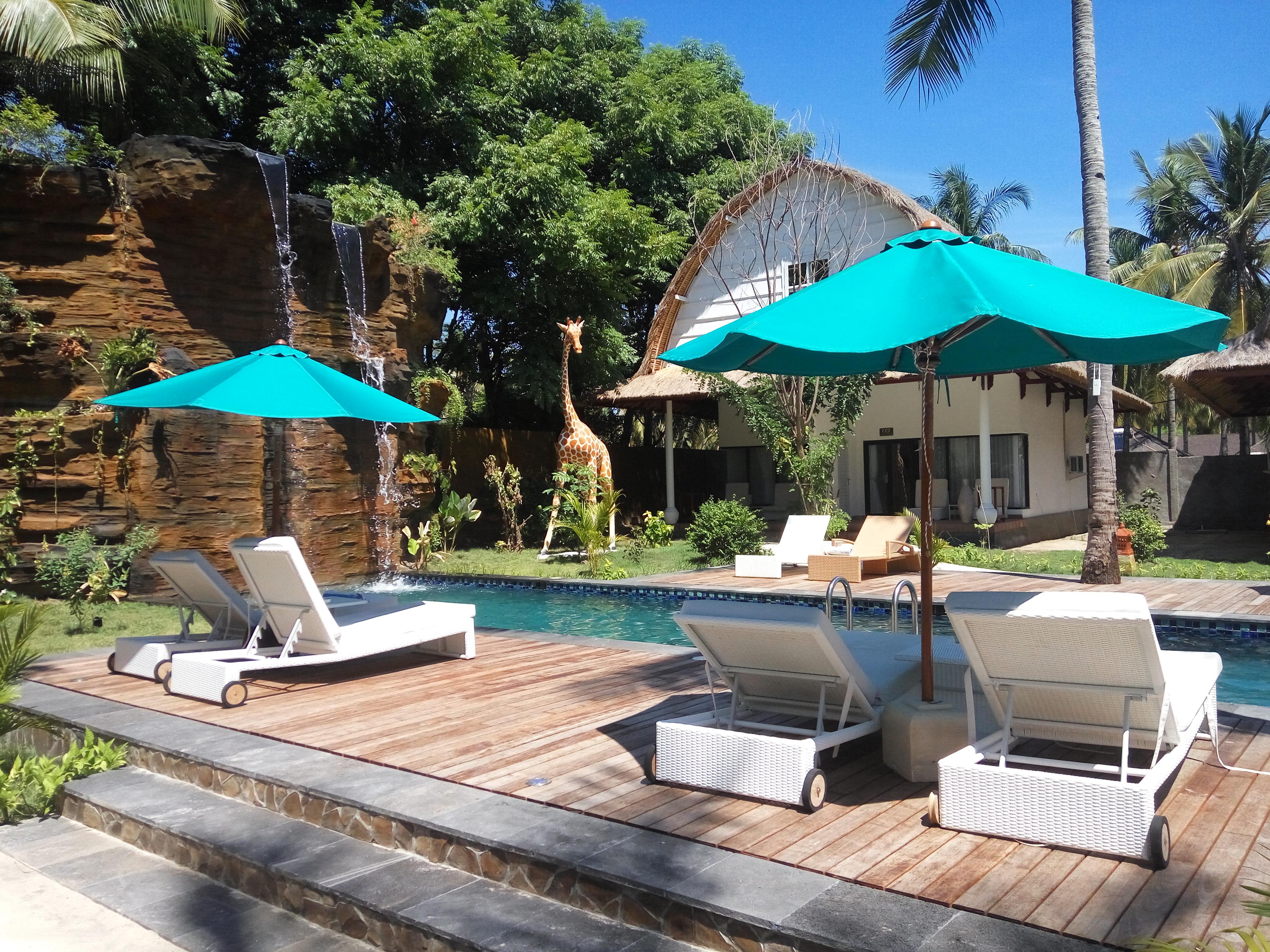 Jambuluwuk Oceano Gili Trawangan Hotell Eksteriør bilde The swimming pool at the resort